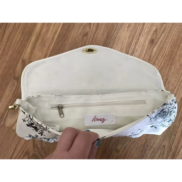 ICING Clutch Wristlet White Black Gold Floral NWOT - Picture 3 of 3